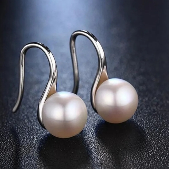 White Pearl Silver or Gold Elegant Luxury Sophisticated Dangly Hook Earrings - Picture 6 of 16